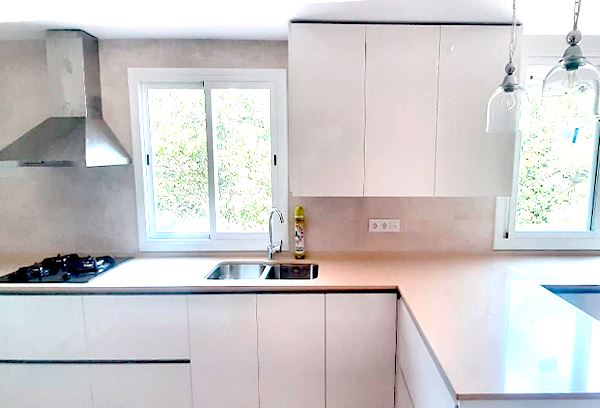 empresa de reformas de cocinas en Cambrils Julio 54